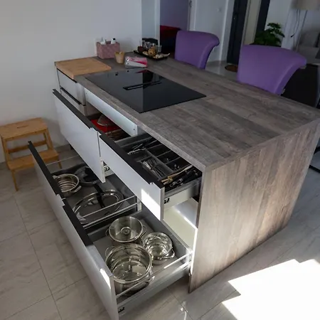 Happy Day 1,2,3 * Пула