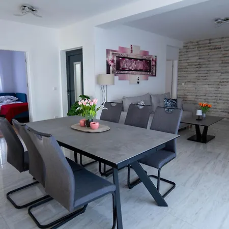 Apartamento Happy Day 1,2,3 Pula