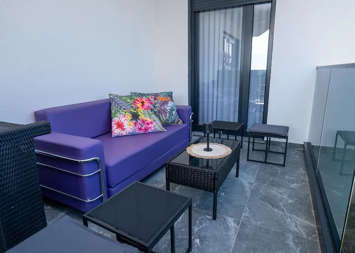 Happy Day 1,2,3 * Pula