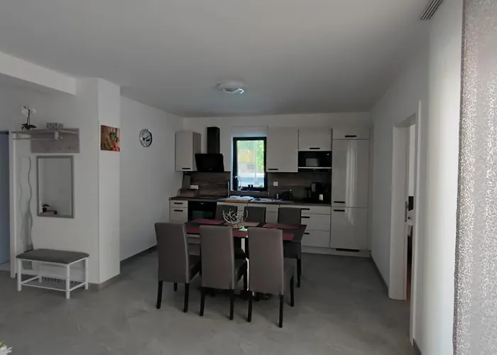 Happy Day 1,2,3 Lejlighed *