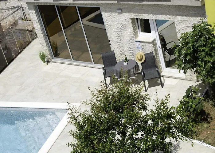 Happy Day 1,2,3 Lejlighed *